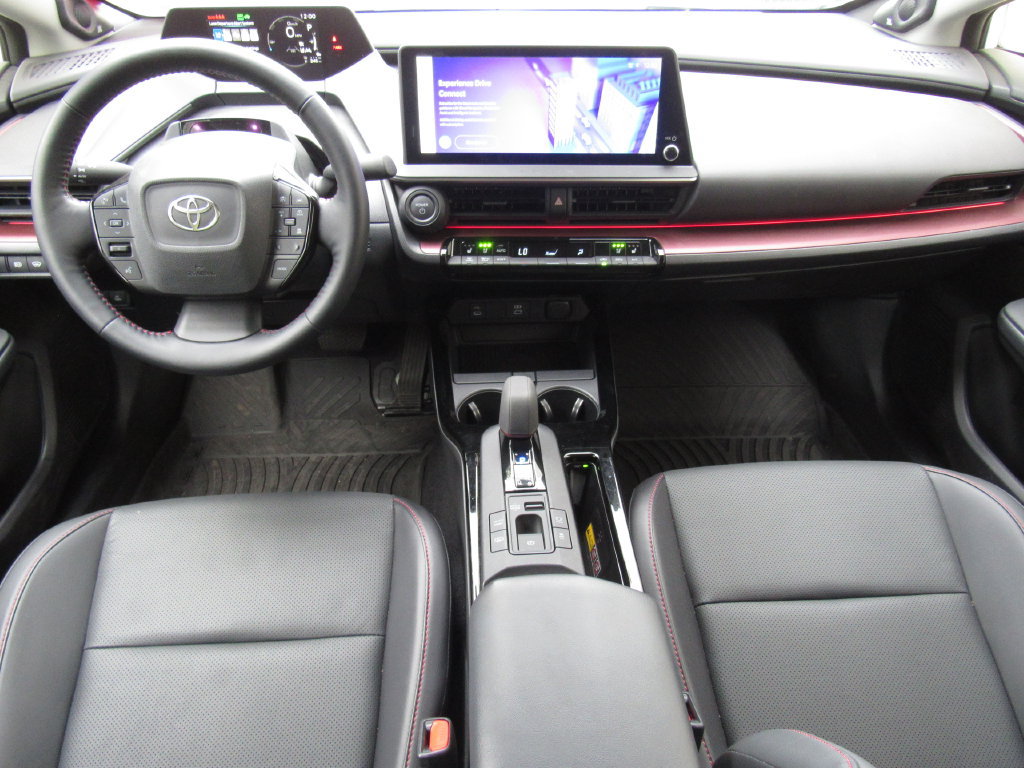 Certified 2026 Toyota Prius Plug-In Hybrid FWD image 32