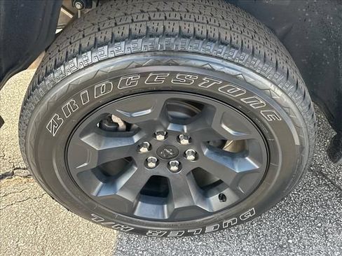 Used 2025 RAM 1500 Big Horn AWD/4WD image 34