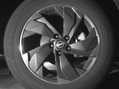 Used 2025 Nissan Rogue SV FWD image 16