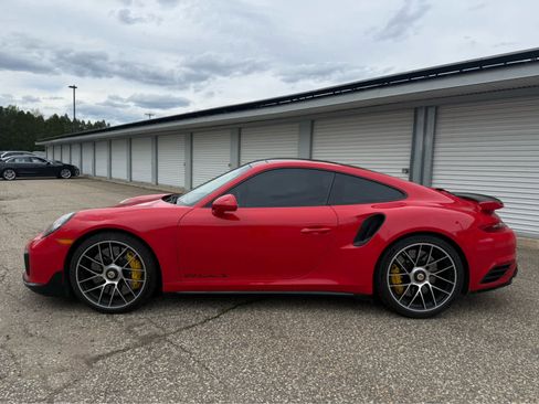 Used 2019 Porsche 911 Turbo S AWD/4WD image 2