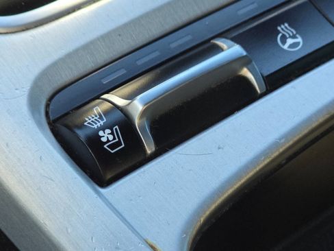 Used 2019 Kia Stinger GT2 image 4