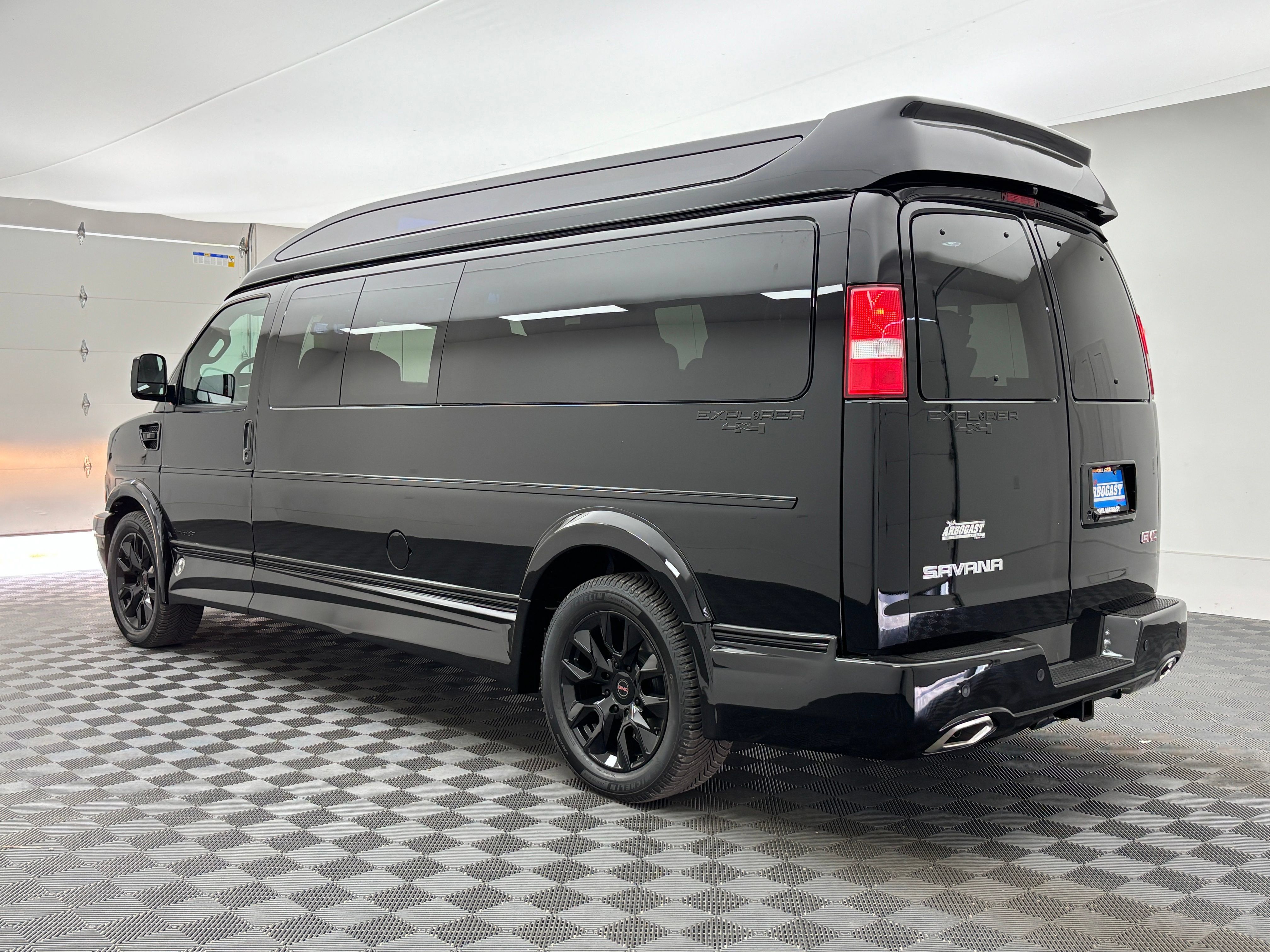New 2026 GMC Savana 2500 Extended w/ Driver Convenience Package RWD image 14