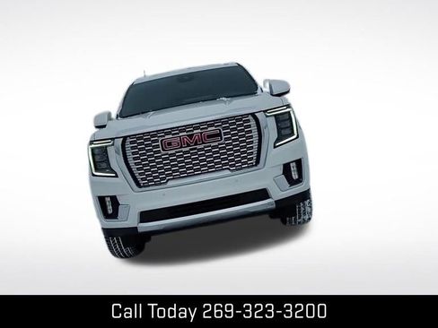 Certified 2023 GMC Yukon XL Denali w/ Denali Reserve Package image 10