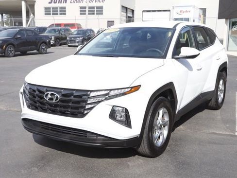 Used 2023 Hyundai Tucson SE AWD/4WD image 6
