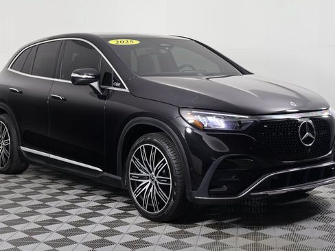 Used 2025 Mercedes-Benz EQE 350+ 4MATIC SUV w/ AMG Line Exterior Package image 3