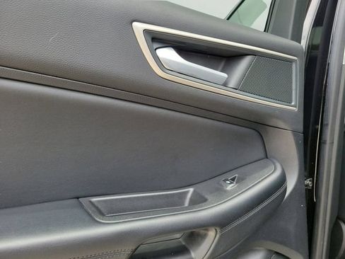 Used 2024 Ford Edge SEL AWD/4WD image 10