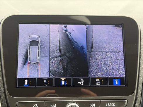 Used 2023 Chevrolet Equinox RS AWD/4WD image 39