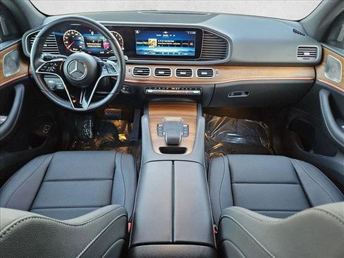 Used 2025 Mercedes-Benz GLE 350 4MATIC image 19
