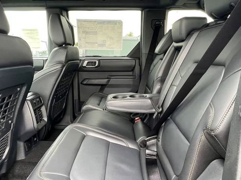 New 2026 Ford Bronco Badlands AWD/4WD image 14