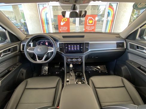 Certified 2023 Volkswagen Atlas SE w/ Panoramic Sunroof Package FWD image 29