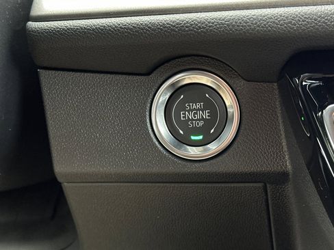 New 2026 Chevrolet Traverse LT w/ LPO, Illumination Package image 24