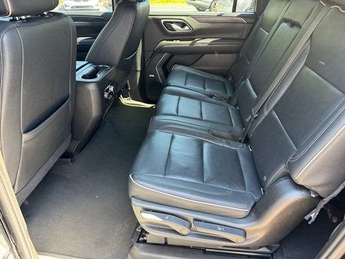 Used 2021 GMC Yukon XL SLT RWD image 23