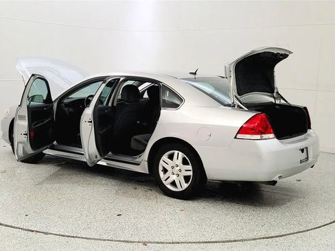 Used 2012 Chevrolet Impala LT w/ LT Sunroof Package FWD image 11