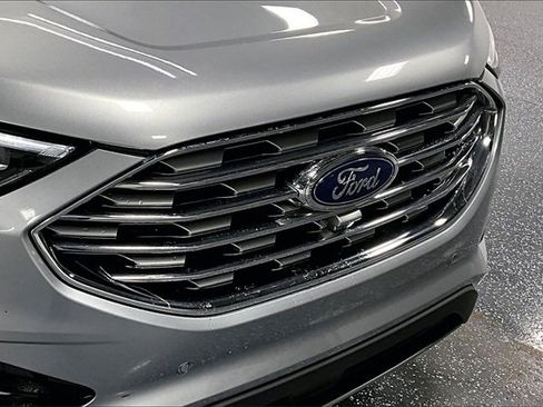 Used 2020 Ford Edge Titanium w/ Equipment Group 301A image 31