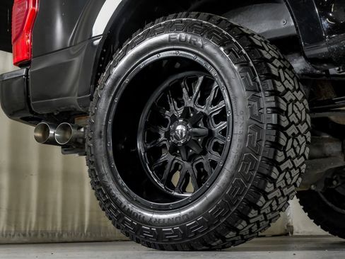 Used 2022 Ford F250 Platinum w/ FX4 Off-Road Package image 56