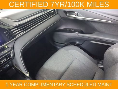 Used 2025 Toyota Camry LE w/ Convenience Package FWD image 16