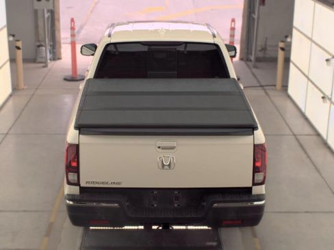 Used 2019 Honda Ridgeline RTL-T image 4