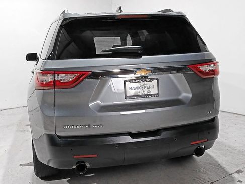Used 2020 Chevrolet Traverse LT w/ LT Premium Package AWD/4WD image 5