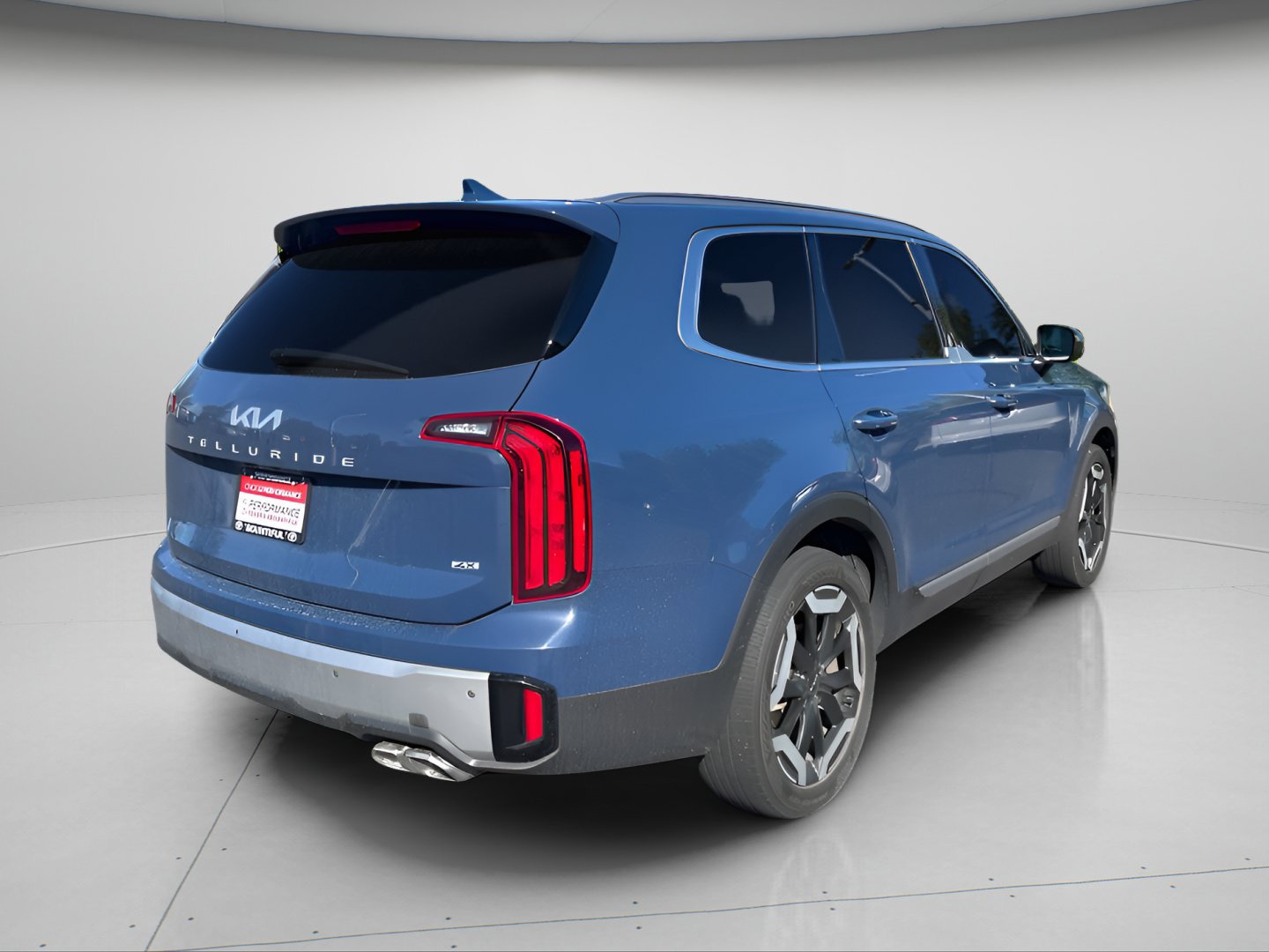 Used 2023 Kia Telluride S AWD/4WD image 5
