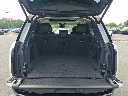 Used 2025 Land Rover Range Rover SE AWD/4WD image 56