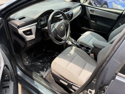 Used 2016 Toyota Corolla LE FWD image 7