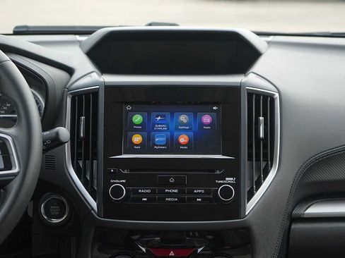 Used 2020 Subaru Forester Premium image 19