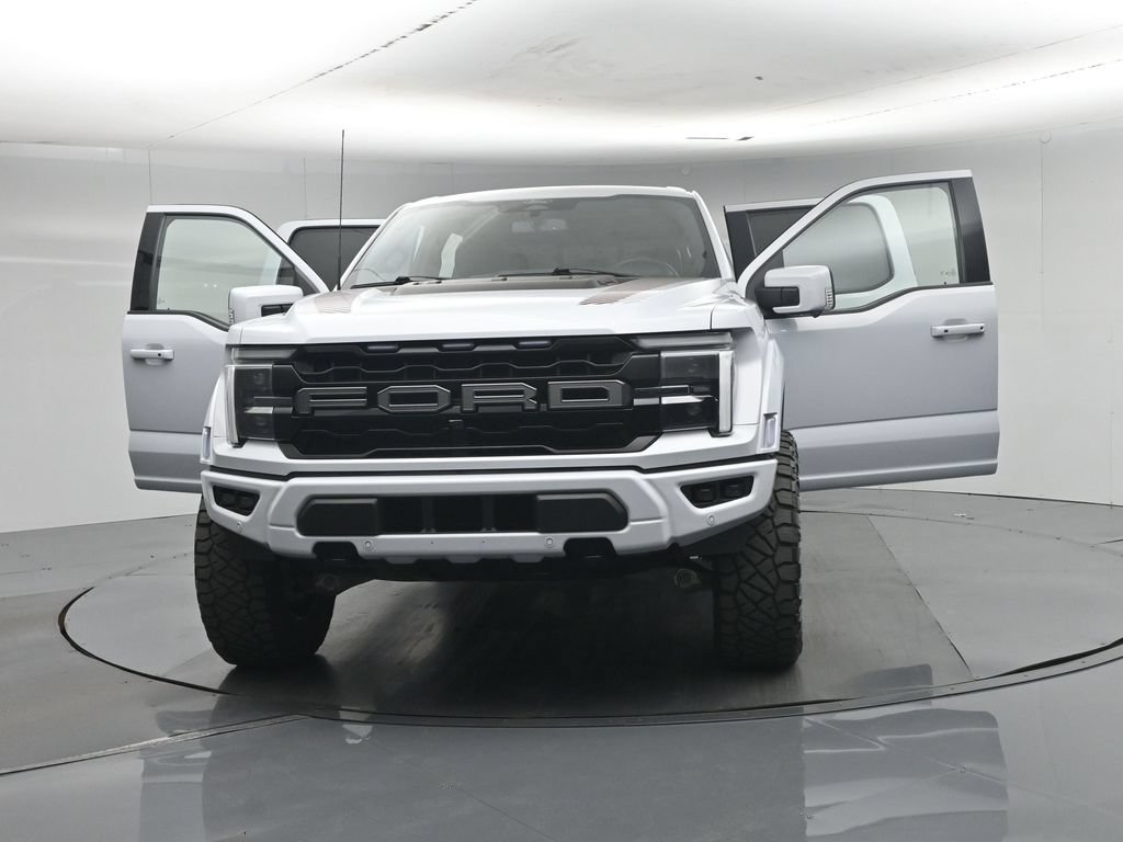 Used 2025 Ford F150 Raptor AWD/4WD image 31
