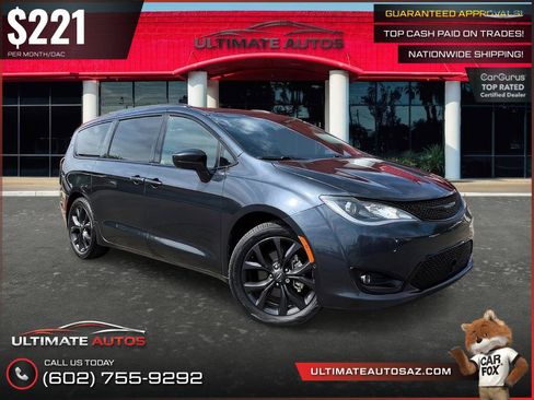 Used 2019 Chrysler Pacifica Touring-L w/ Advanced Safetytec Group FWD image 1