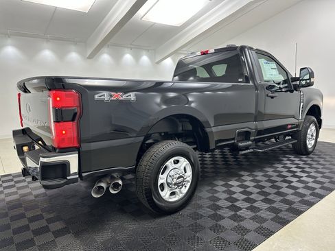 New 2025 Ford F250 XLT w/ 360-Degree Camera Package image 7