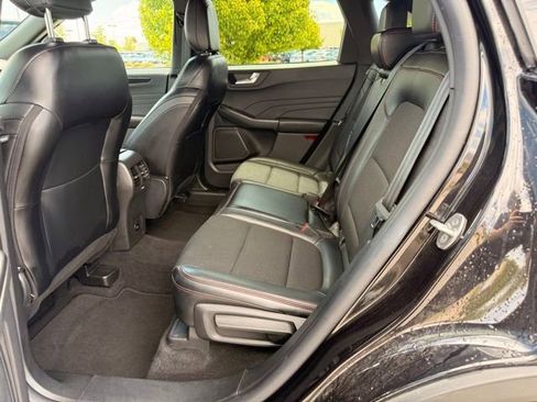 Used 2025 Ford Escape ST-Line AWD/4WD image 25
