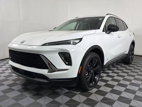 New 2025 Buick Envision Sport Touring image 3