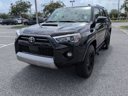 Certified 2023 Toyota 4Runner TRD Off-Road Premium w/ Moonroof Package AWD/4WD image 8