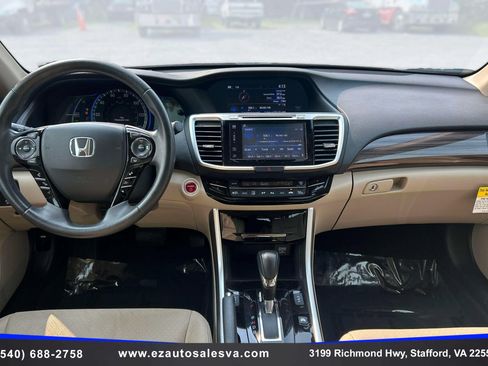 Used 2017 Honda Accord EX-L image 16