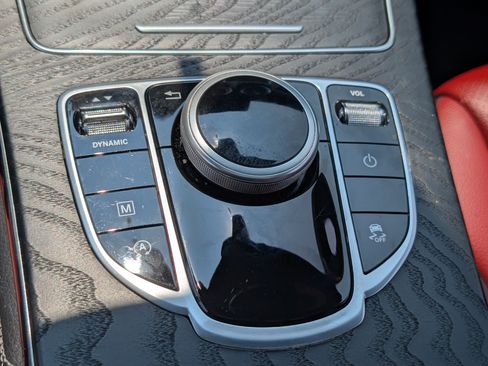 Used 2019 Mercedes-Benz GLC 300 4MATIC Coupe image 26