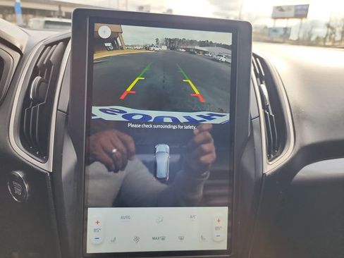 Used 2024 Ford Edge SEL image 21