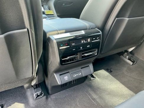 Certified 2023 Acura MDX SH-AWD Technology Package image 11