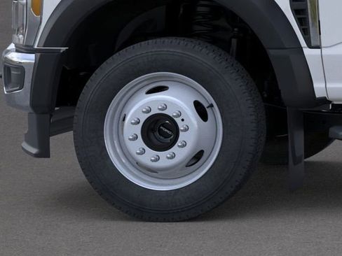 New 2025 Ford F550 4x4 Regular Cab Super Duty image 19