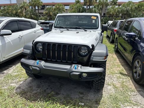 Used 2023 Jeep Wrangler Unlimited AWD/4WD image 7