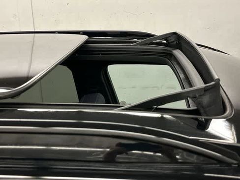 Used 2023 Chevrolet Blazer RS w/ Enhanced Convenience Package AWD/4WD image 6