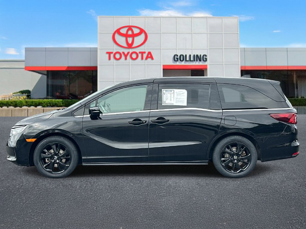 Used 2023 Honda Odyssey Sport image 2