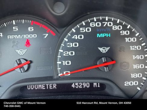 Used 2004 Chevrolet Corvette Convertible w/ Preferred Equipment Group RWD image 18