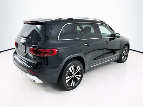 Certified 2025 Mercedes-Benz GLB 250 4MATIC image 8