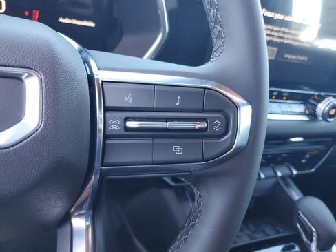 New 2026 GMC Canyon Elevation w/ Convenience Package image 29