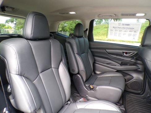 Used 2026 Subaru Ascent Premium w/ Premium Package AWD/4WD image 19
