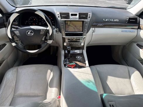 Used 2011 Lexus LS 460 image 20