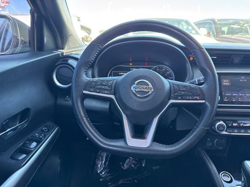 Used 2019 Nissan Kicks SR w/ SR Premium Package image 27
