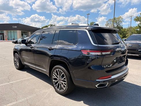 Used 2023 Jeep Grand Cherokee L Summit AWD/4WD image 5