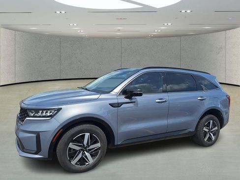 Used 2022 Kia Sorento S w/ Panoramic Sunroof Package image 8