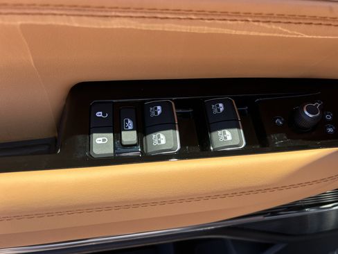 New 2026 Jeep Grand Wagoneer Summit AWD/4WD image 22