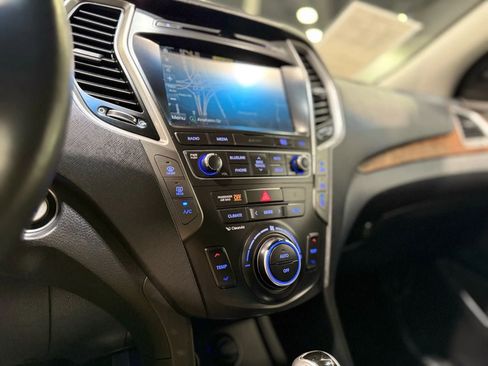 Used 2017 Hyundai Santa Fe SE w/ SE Ultimate Tech Package 03 image 27